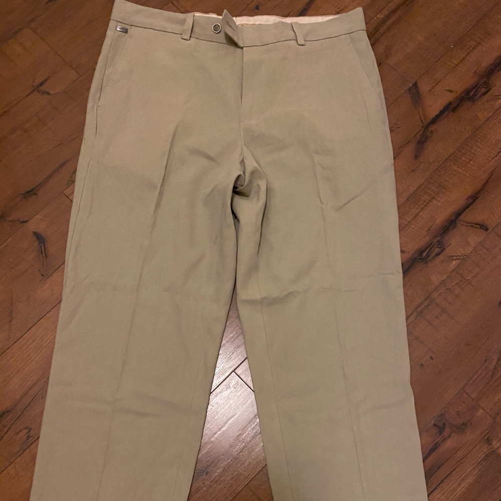 Tommy Bahamas’s khaki dress pants